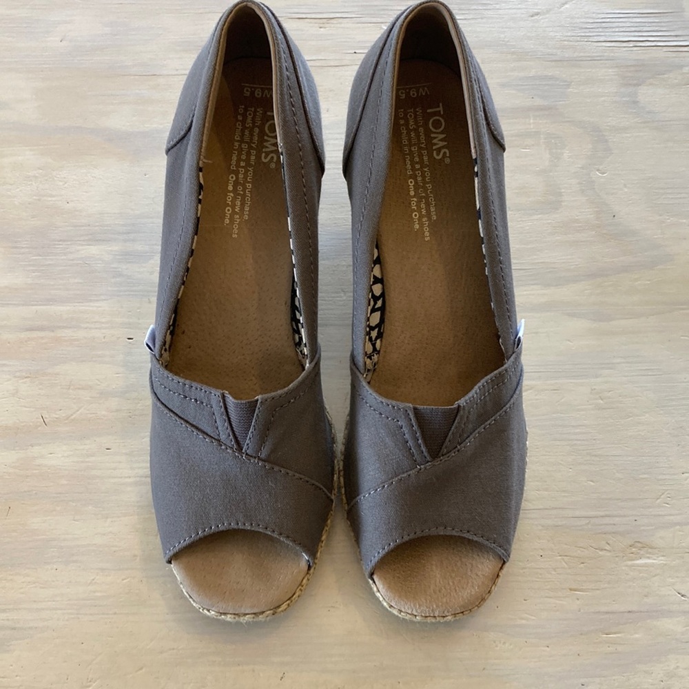 Toms Peep Toe Wedge